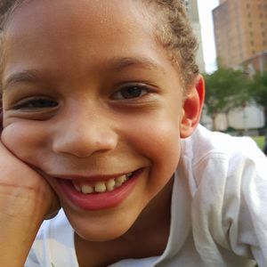 Meet your Posher, Iona